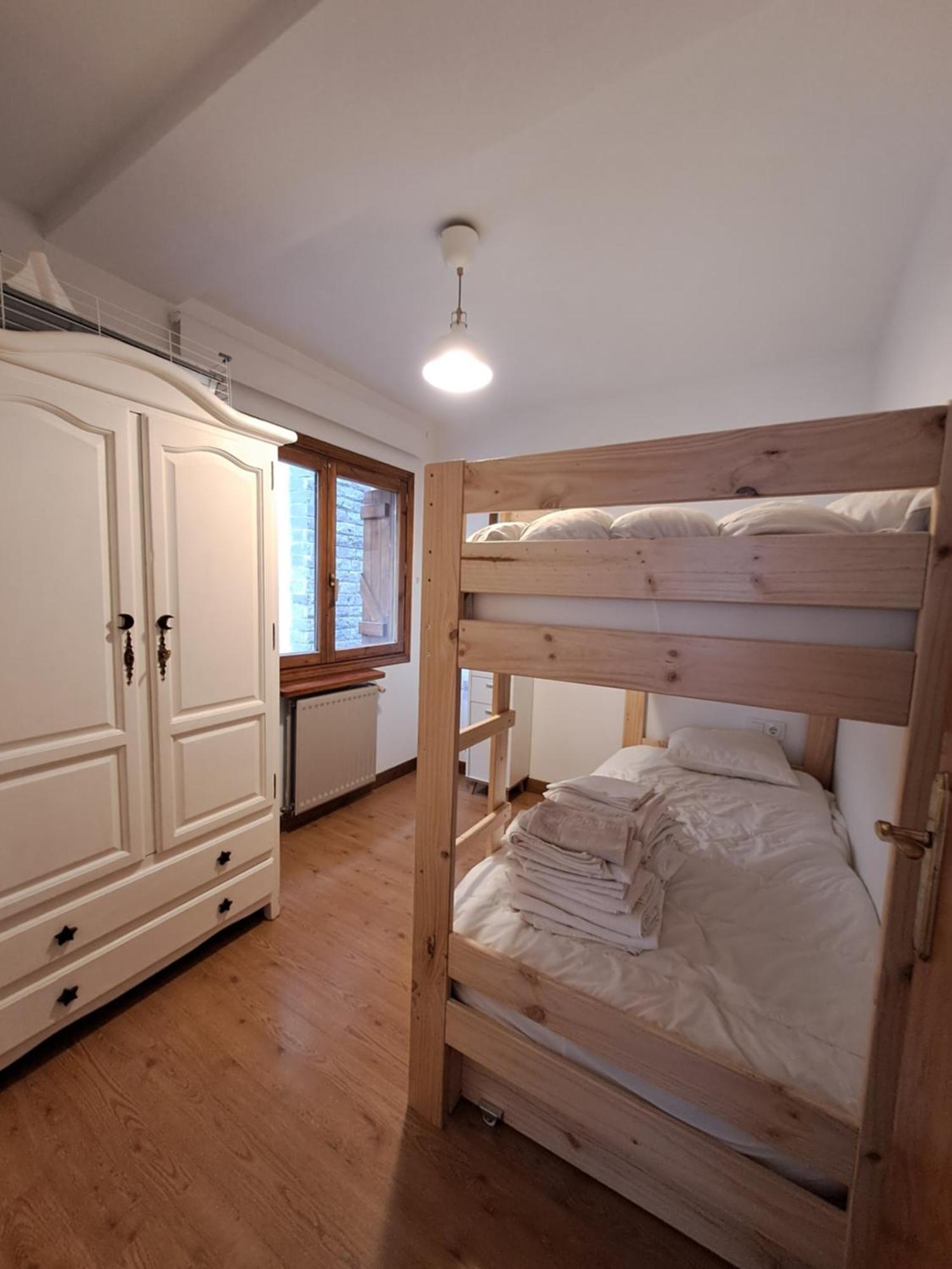 Casa Bihotz - Bonito Y Centrico Apartamento Con Garaje En Sallent Sallent De Gallego Luaran gambar